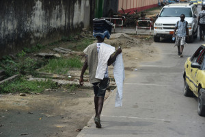 Hosenverkäufer in Douala