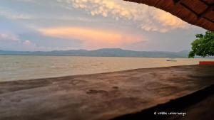 Abendstimmung über dem Lake Malawi