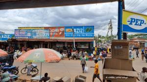 Vor dem Markt in Zomba